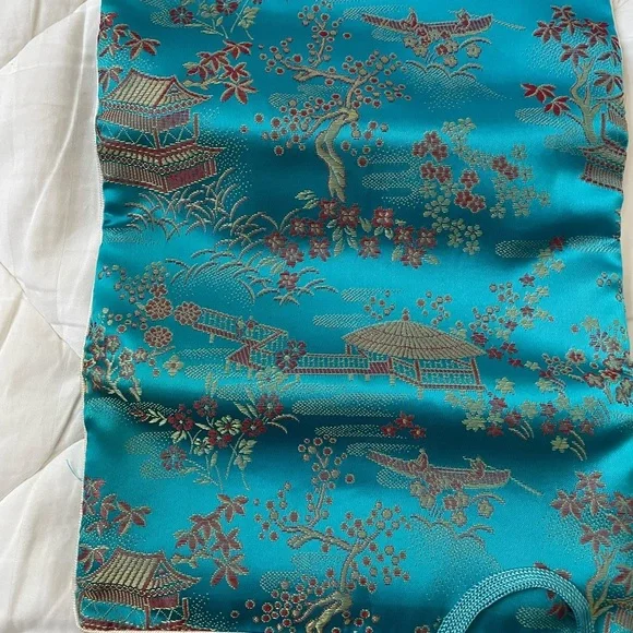 Beautiful turquoise Chinese jewelry roll - Picture 6 of 9